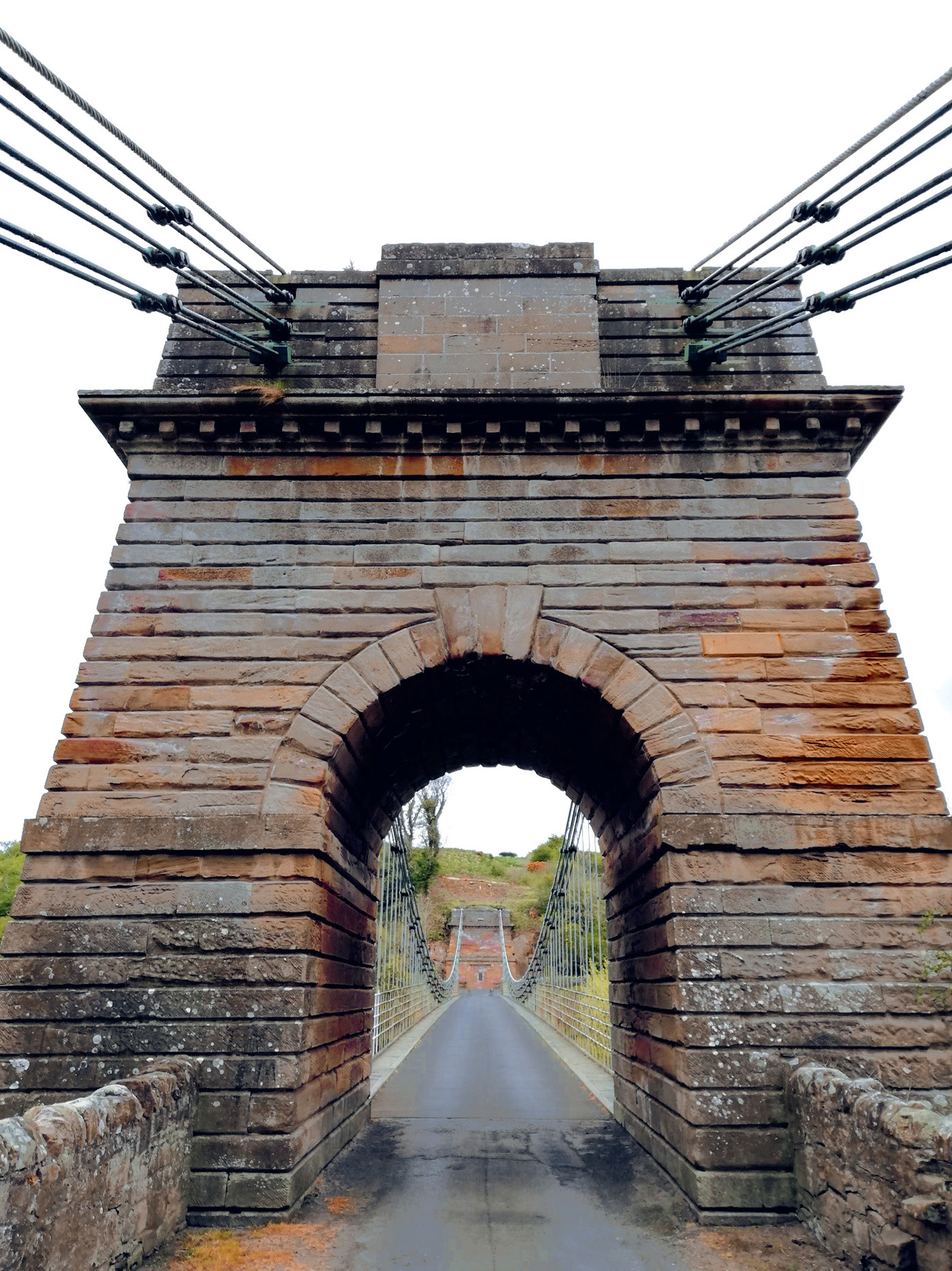 A temporary works system employed CaSE civil and structural engineering project refurbishment of the union chain bridge