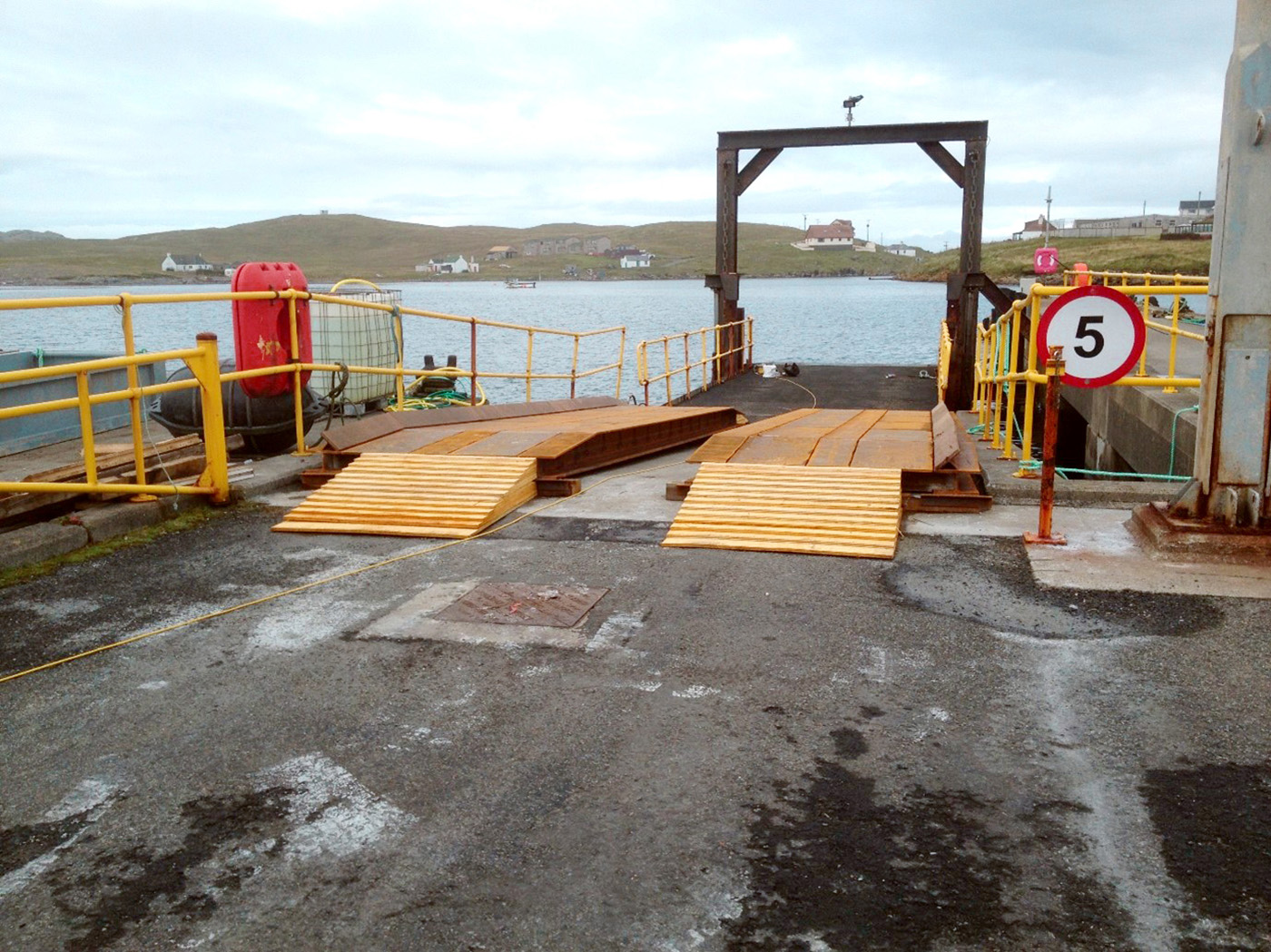 Heavy plant access case civil and structural engineering project skerries temporary access bridge