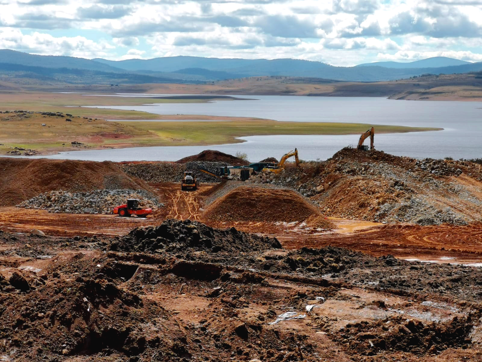 on site excavation of the ground for snowy 2.0 hydro pumped dam project in tantangara new south wales australia